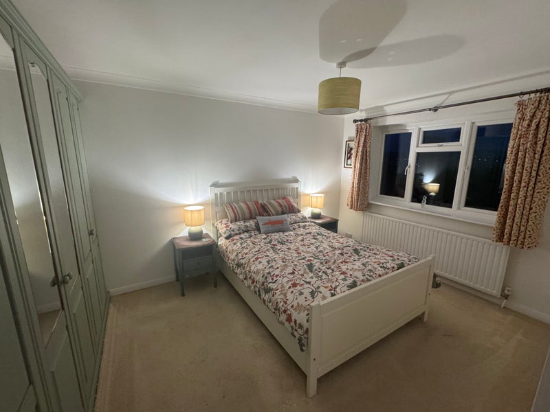 Photo 1: Bedroom for rent
