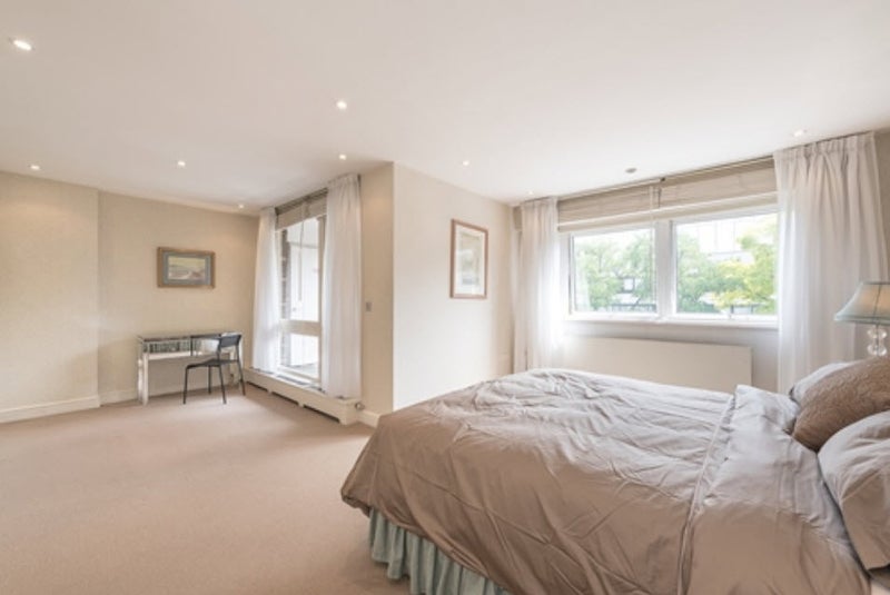 Photo 1: Second bedroom