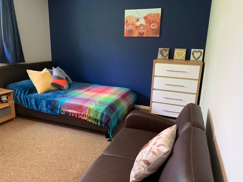 Photo 1: Double with with en-suite 