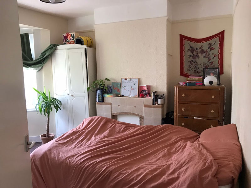 Photo 1: Your New Room