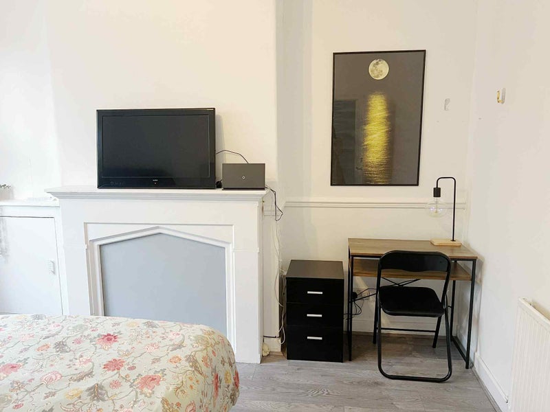 Apartment in Liverpool, Anfield - View 2