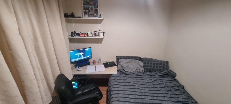Photo 1