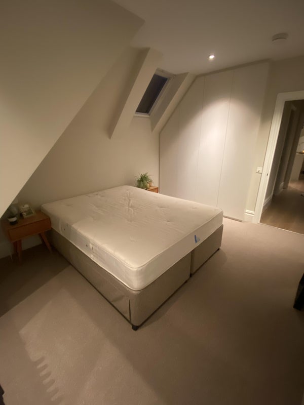 Photo 1: First floor double room (£950)