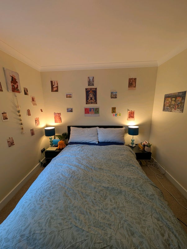 Photo 1: Room with double bed+a window not in the picture
