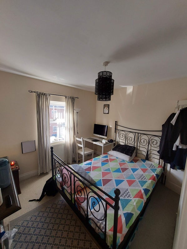 Photo 1: your bedroom (upstairs, pic 1)