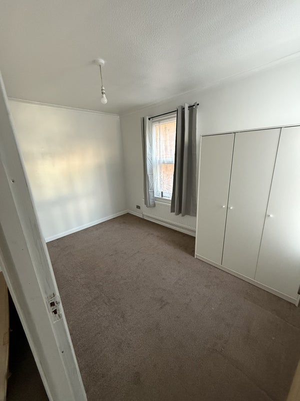 Photo 1: Double room