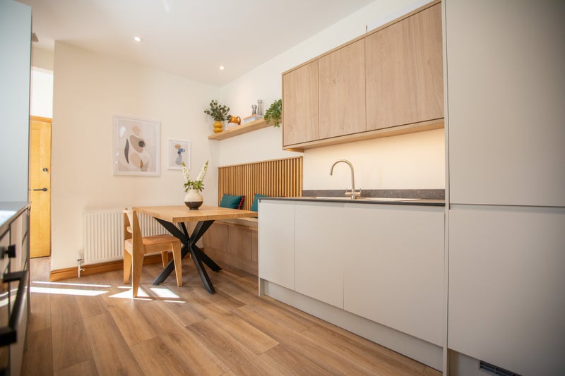 Photo 1: COMMUNAL KITCHEN 