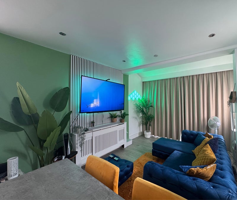 Photo 1: Open plan living room