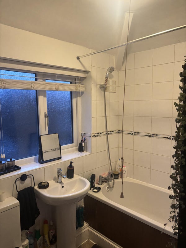 Photo 1: Bathroom