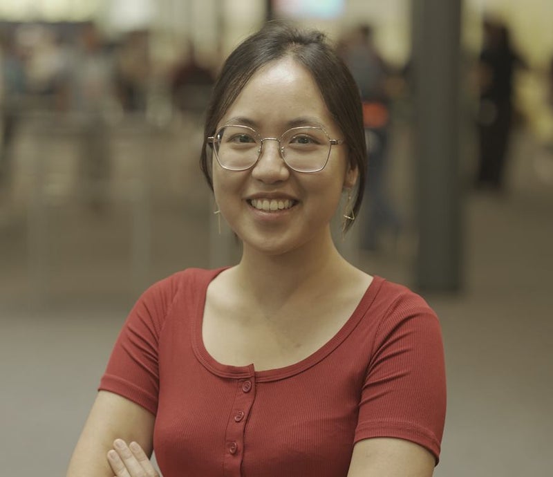 Photo 1: my linkedin picture from a tech conference