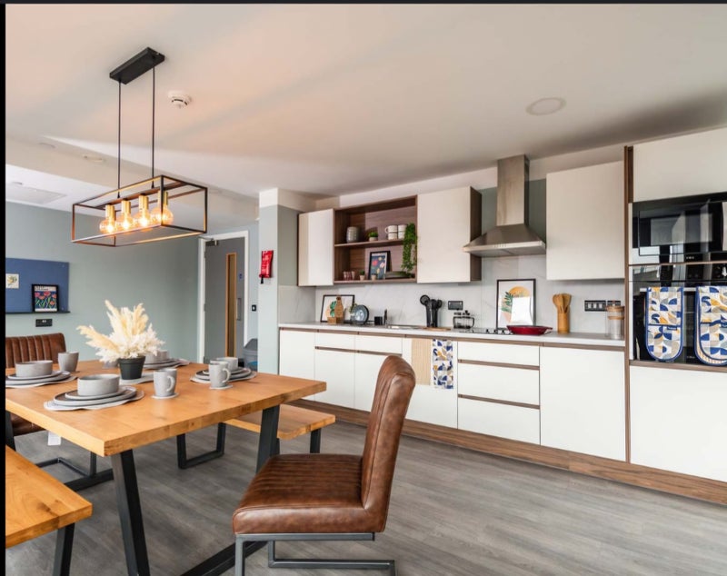 Photo 1: Shared kitchen