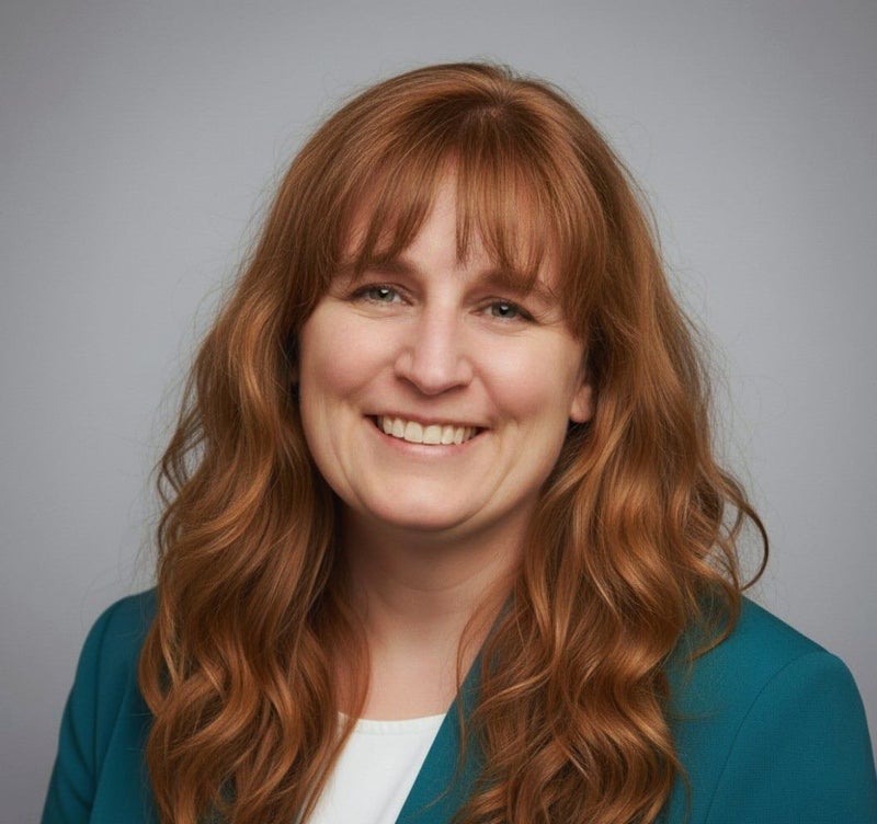 Photo 1: OK, it's a tweaked headshot! Too good to be true! :-)