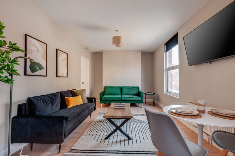 Photo 1: Living Area