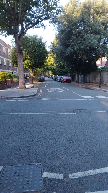 Photo 1: Roads around the walk to the tube.