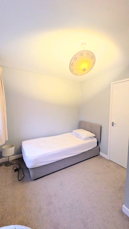 Photo 1: Room 4 - Available now!