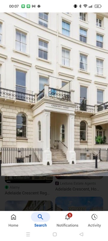 Photo 1: The lovely Adelaide crescent 