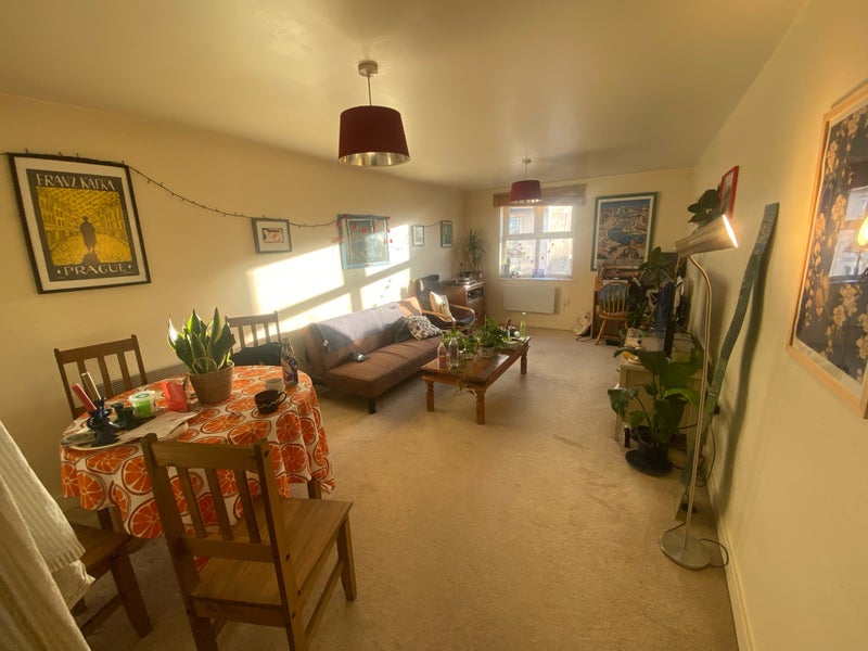 Photo 1: living room