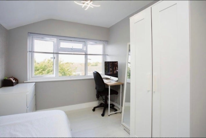 Photo 1: Double room