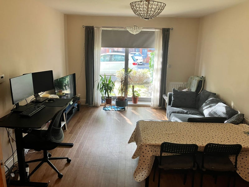 Photo 1: Living room