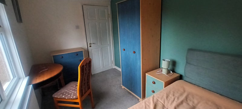 Photo 1: Bedroom 1