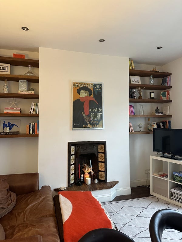 Photo 1: Living room