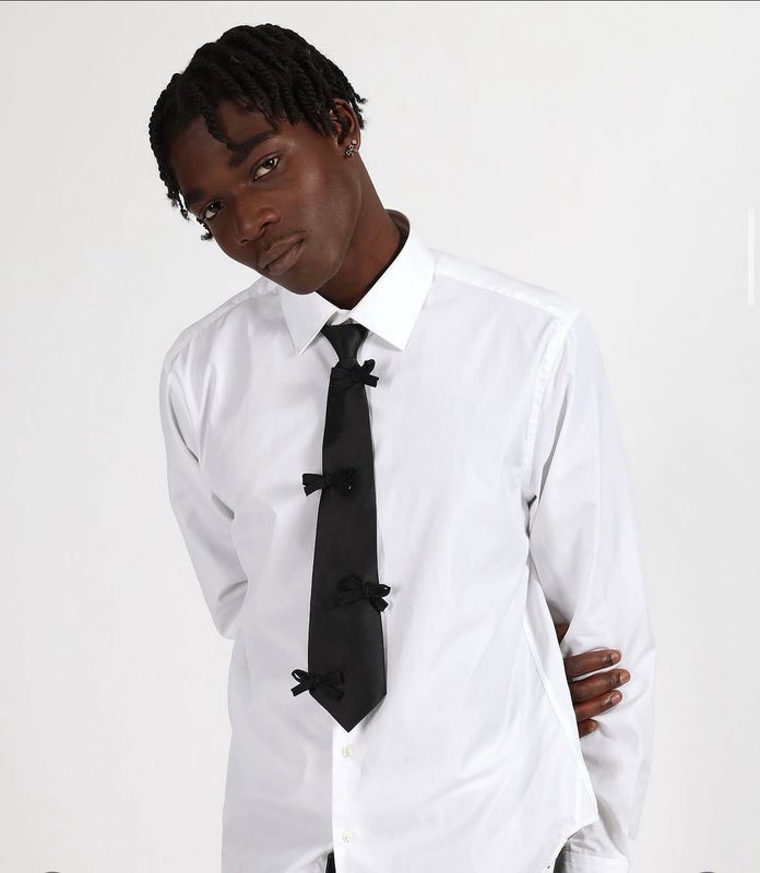 Photo 1: I'm also Model from Paris and I want to improve my english to London 