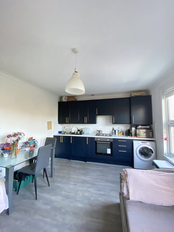 Photo 1: Kitchen overview