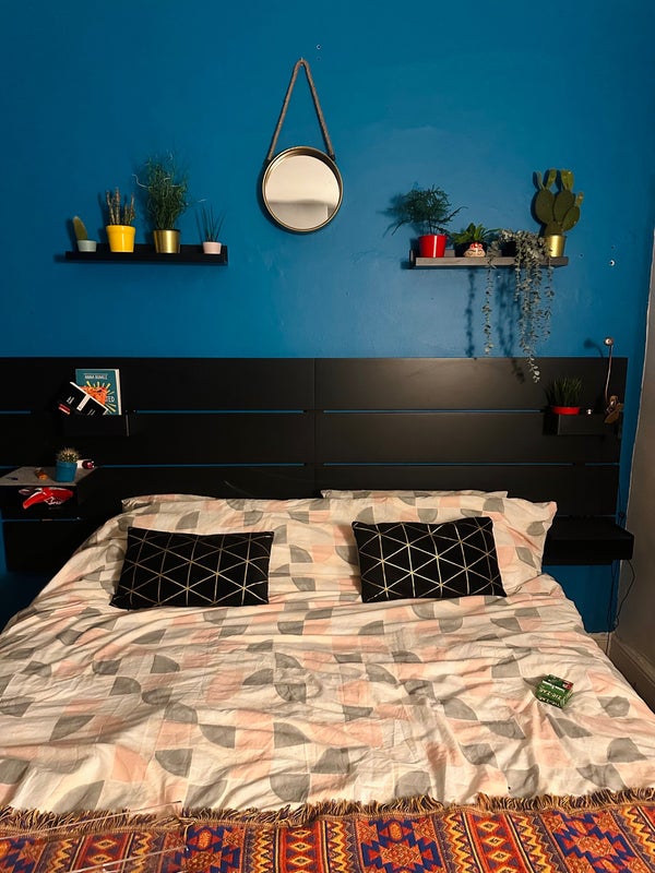 Photo 1: King size bed