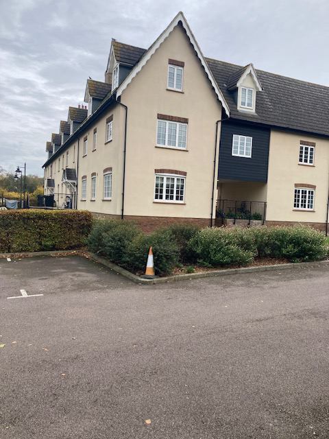 Photo 1: Northwest Elevation