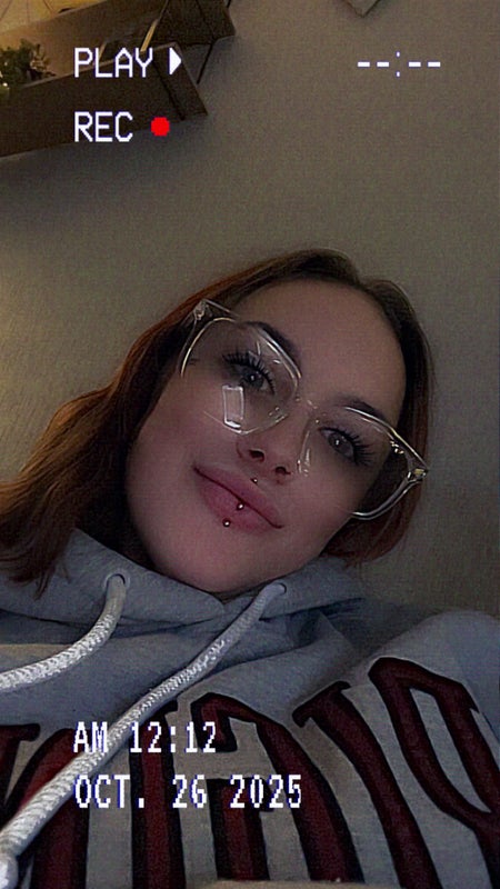 Photo 1: Hey there :)