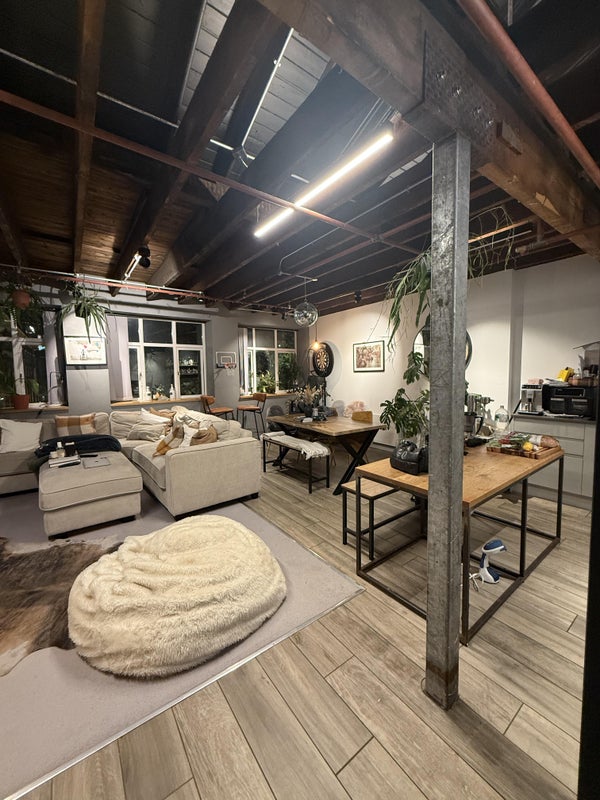 Photo 1: Living Space