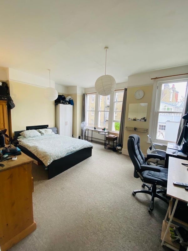 Photo 1: Room 1 - 21st Dec