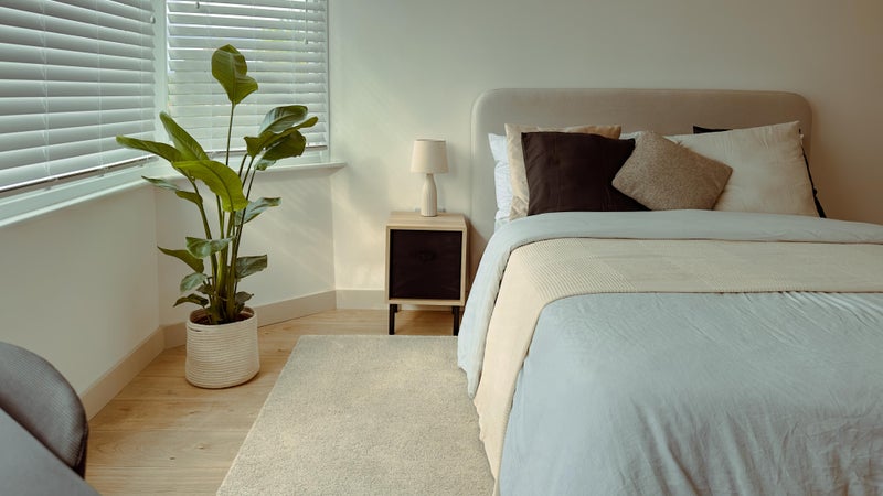 Photo 1: Room 4 - 12.2m2