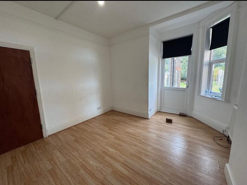 Photo 1: Bedroom Ground Floor Facing Garden