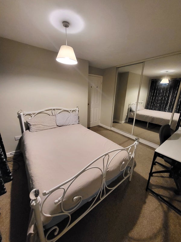 Photo 1: Double room