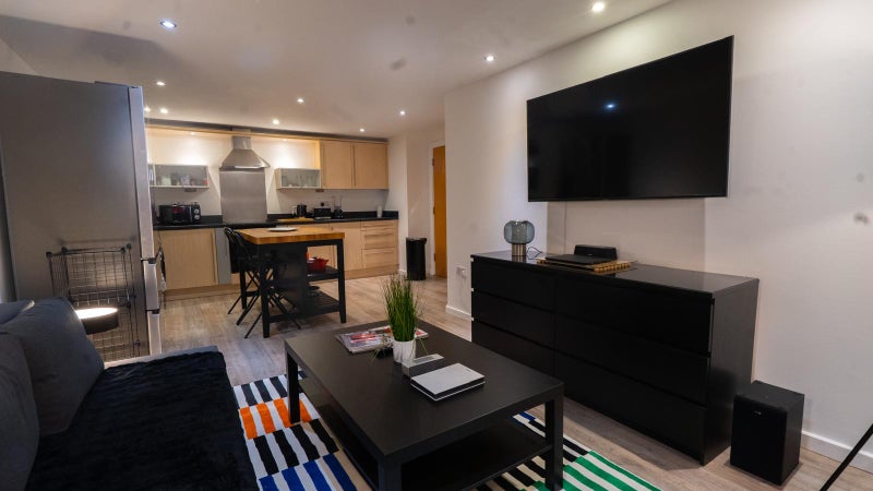 Photo 1: Open plan living 