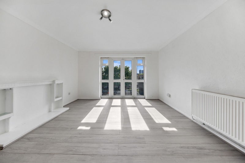 Photo 1: ROOM A-1100