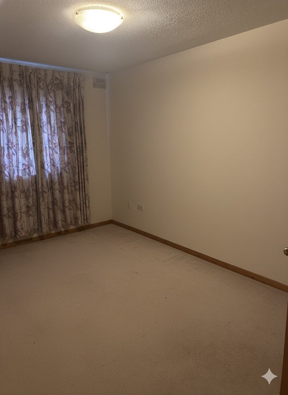 Photo 1: Big bedroom