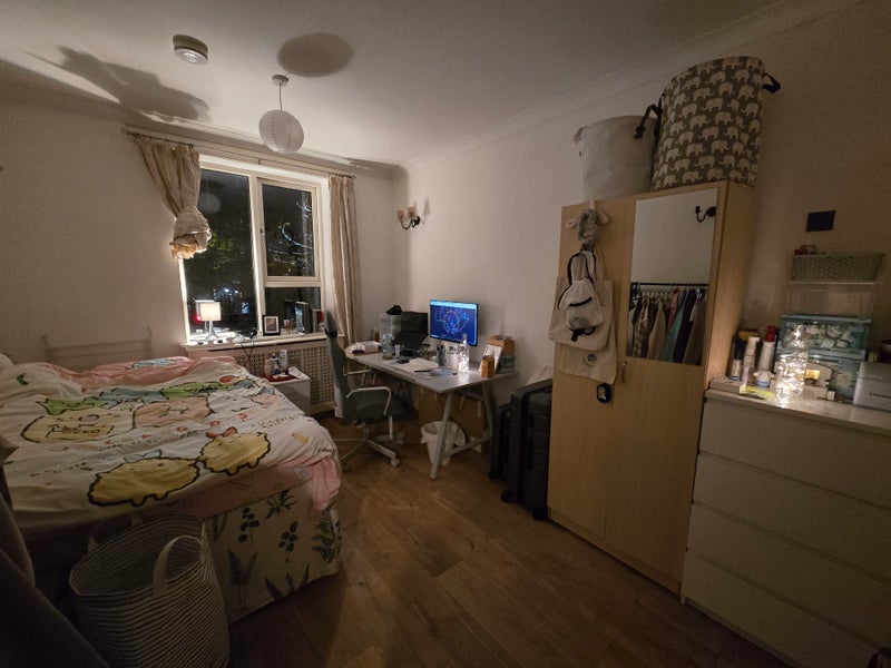 Photo 1: Bedroom overview