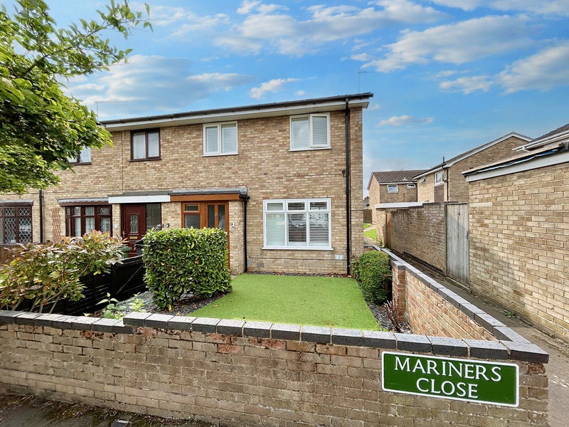 Photo 1: Front of property