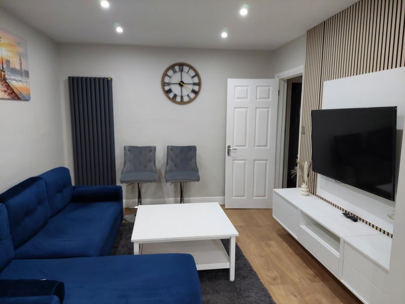 Photo 1: Living room