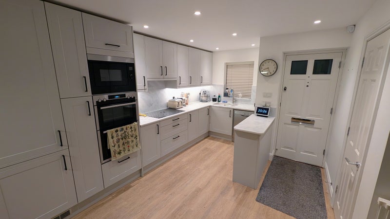 Photo 1: Open plan kitchen & lounge