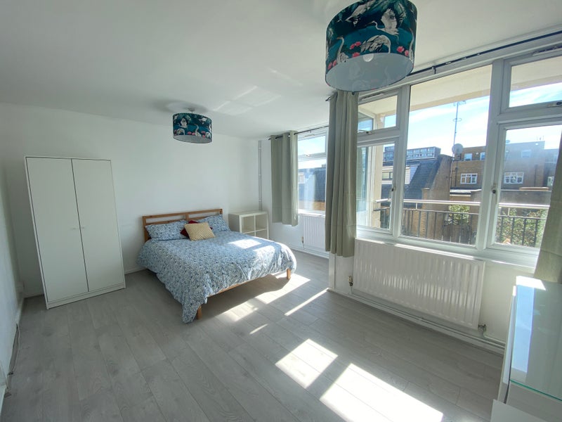 Photo 1: AVAIALABLE NOW ✶ 900pcm ✶ furnished