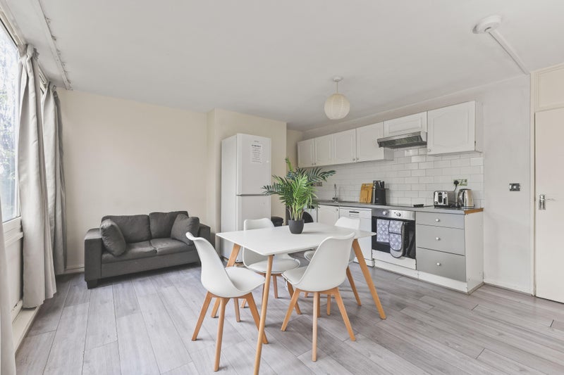 Photo 1: living area