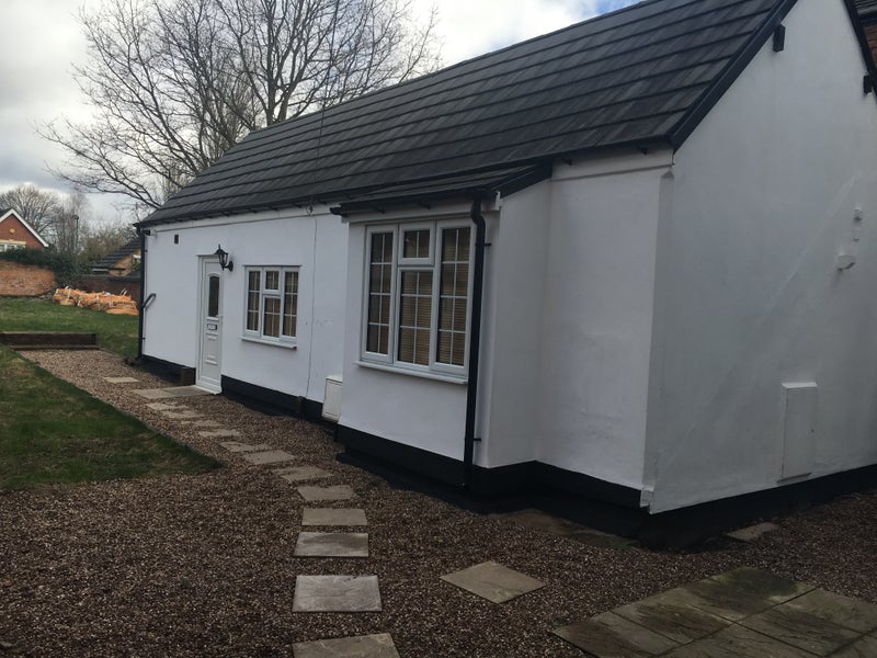 Photo 1: Large 1 Bed Bungalow