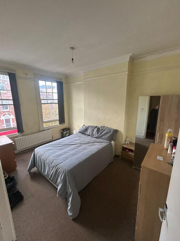 Photo 1: Double room