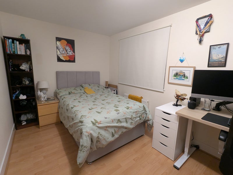 Photo 1: Double Bedroom