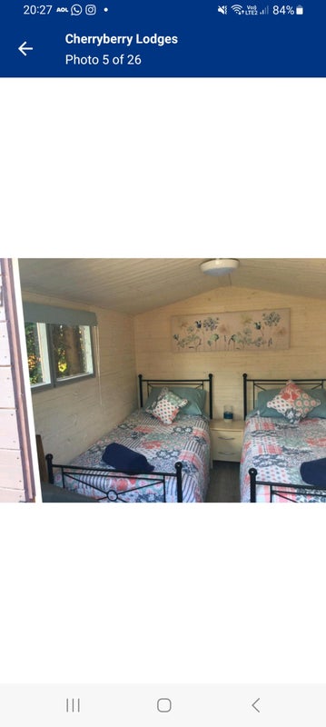 Photo 1: Bedroom area