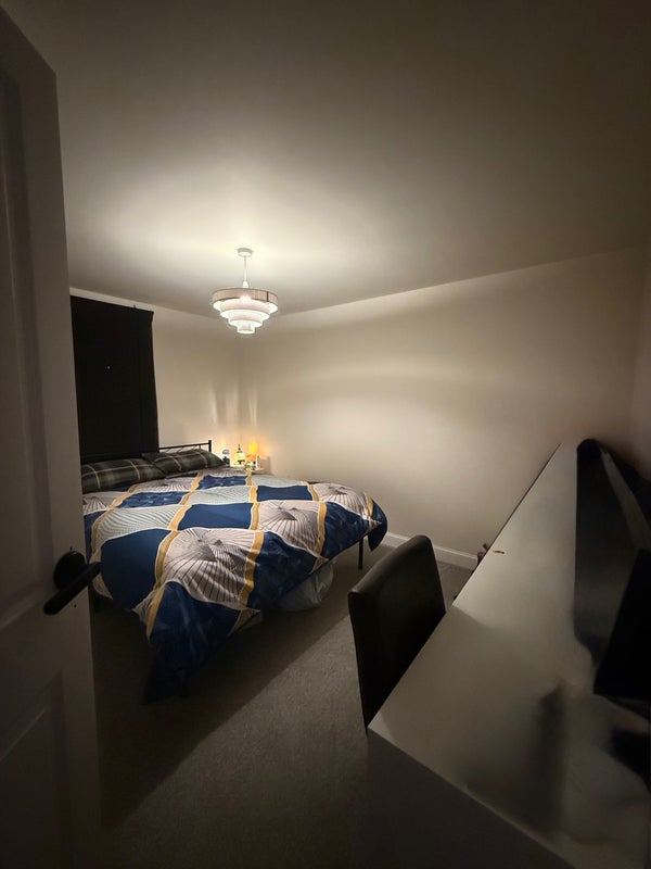 Photo 1: Doubleroom  with king size bed  £899 