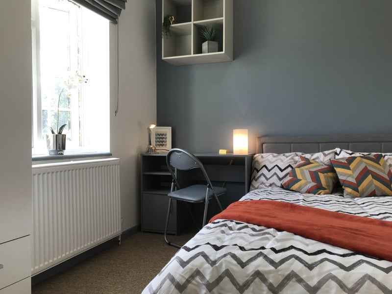 Photo 1: Ground Floor View 1 